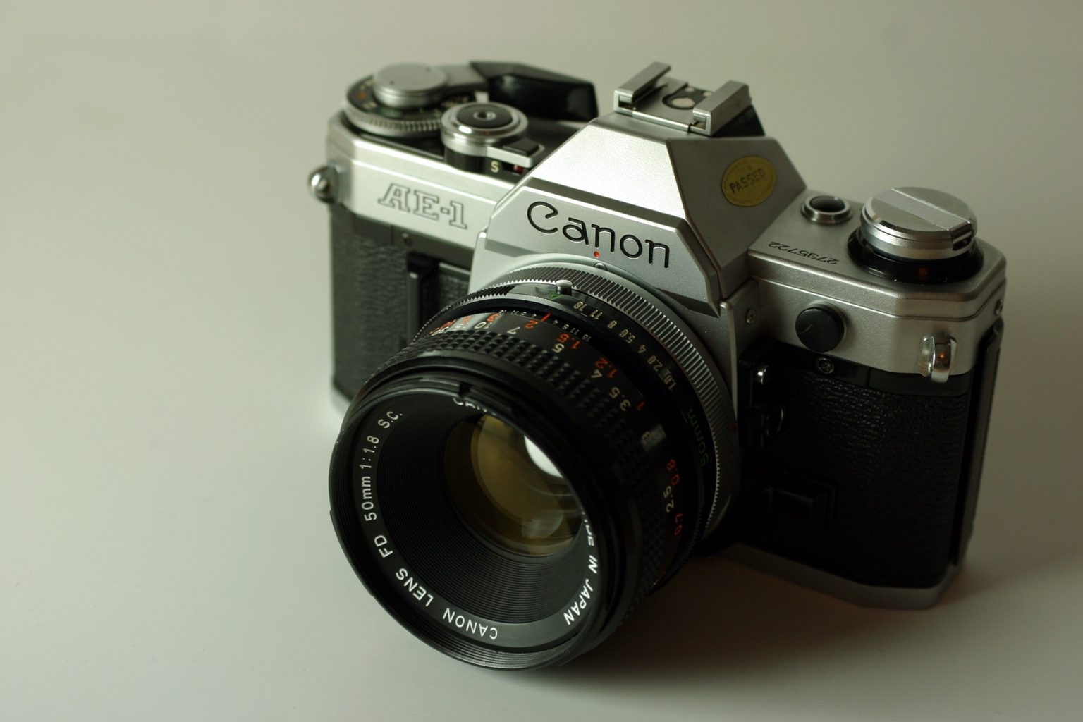 Canon AE-1のフィルム一眼レフカメラ